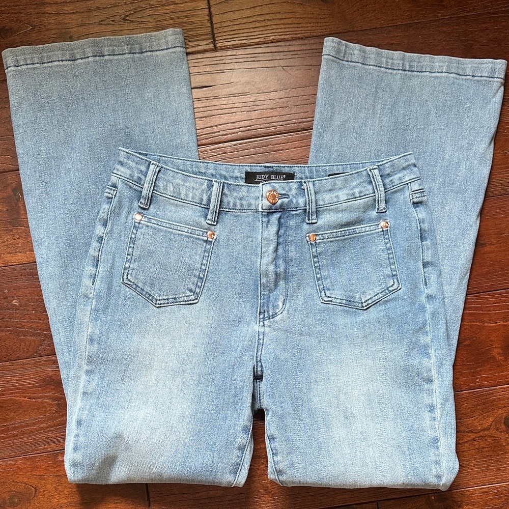 Judy Blue Women's Classic Light Denim Bootcut Flare Leg Jeans NWOT